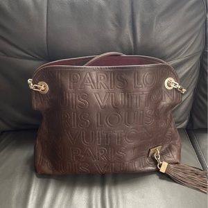 Louis Vuitton shoulder bag